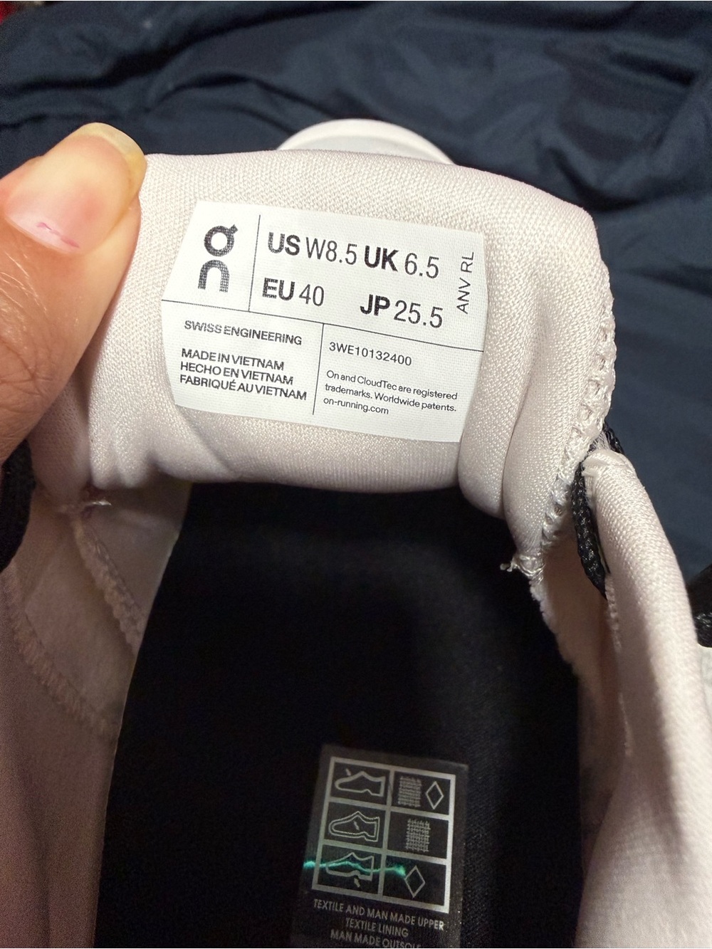 ON Cloudrunner 2 Running Shoes - Picture 6 of 6